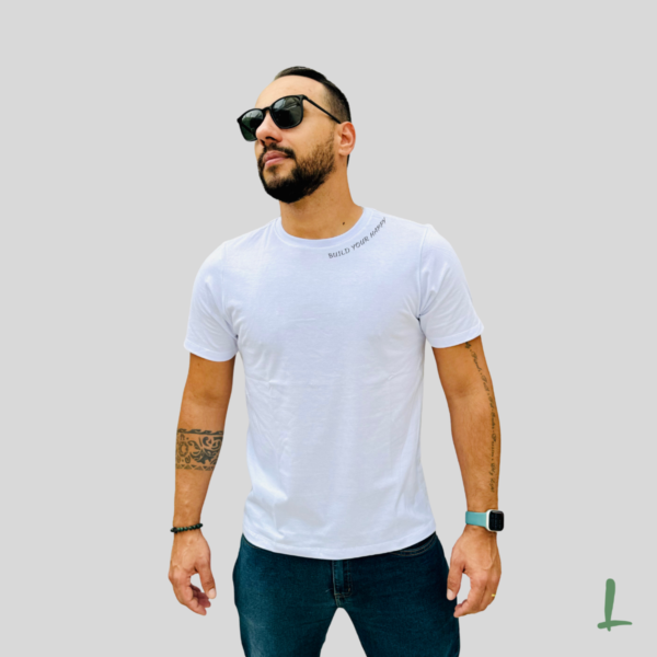 Camiseta Premium Letters - Build your happy - Image 3