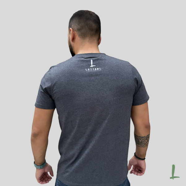Camiseta Premium Letters - Calma Caraio - Image 5