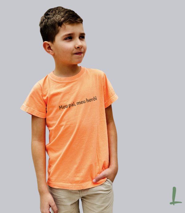 Camiseta Infantil Estonada Letters - Meu pai, meu herói
